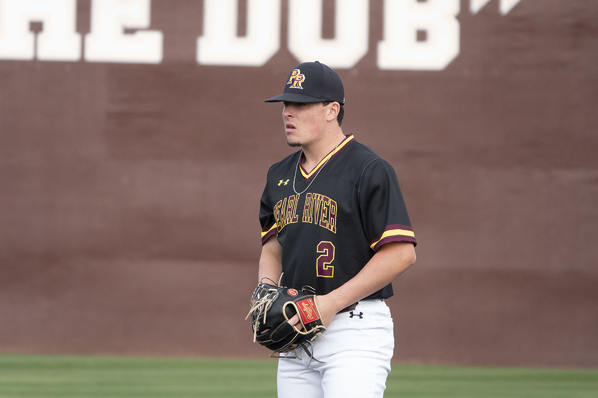 No. 7 Pearl River finishes strong, splits with East Central