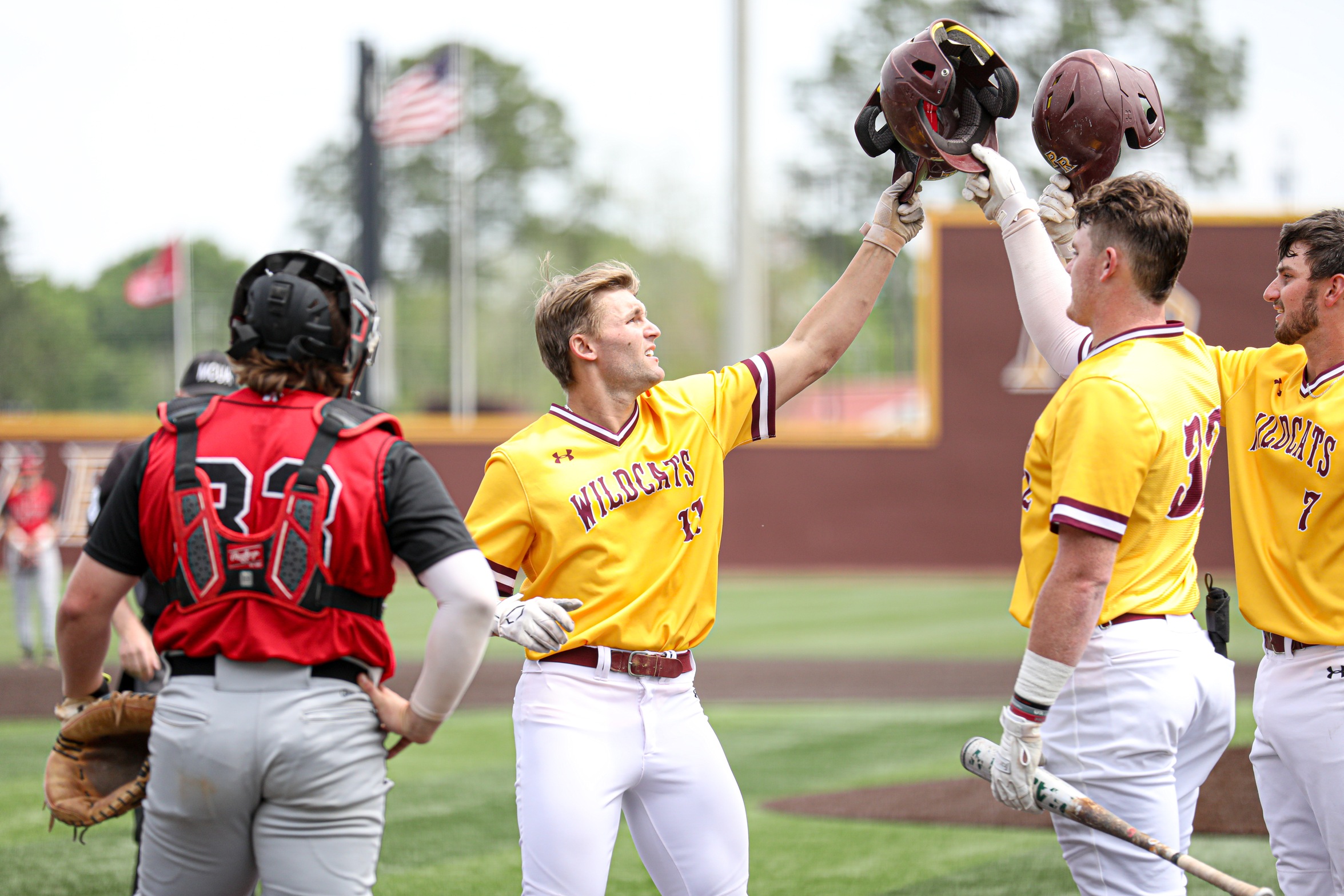 No. 3 Pearl River, &lsquo;Johnny Wholestaff&rsquo; top Hinds