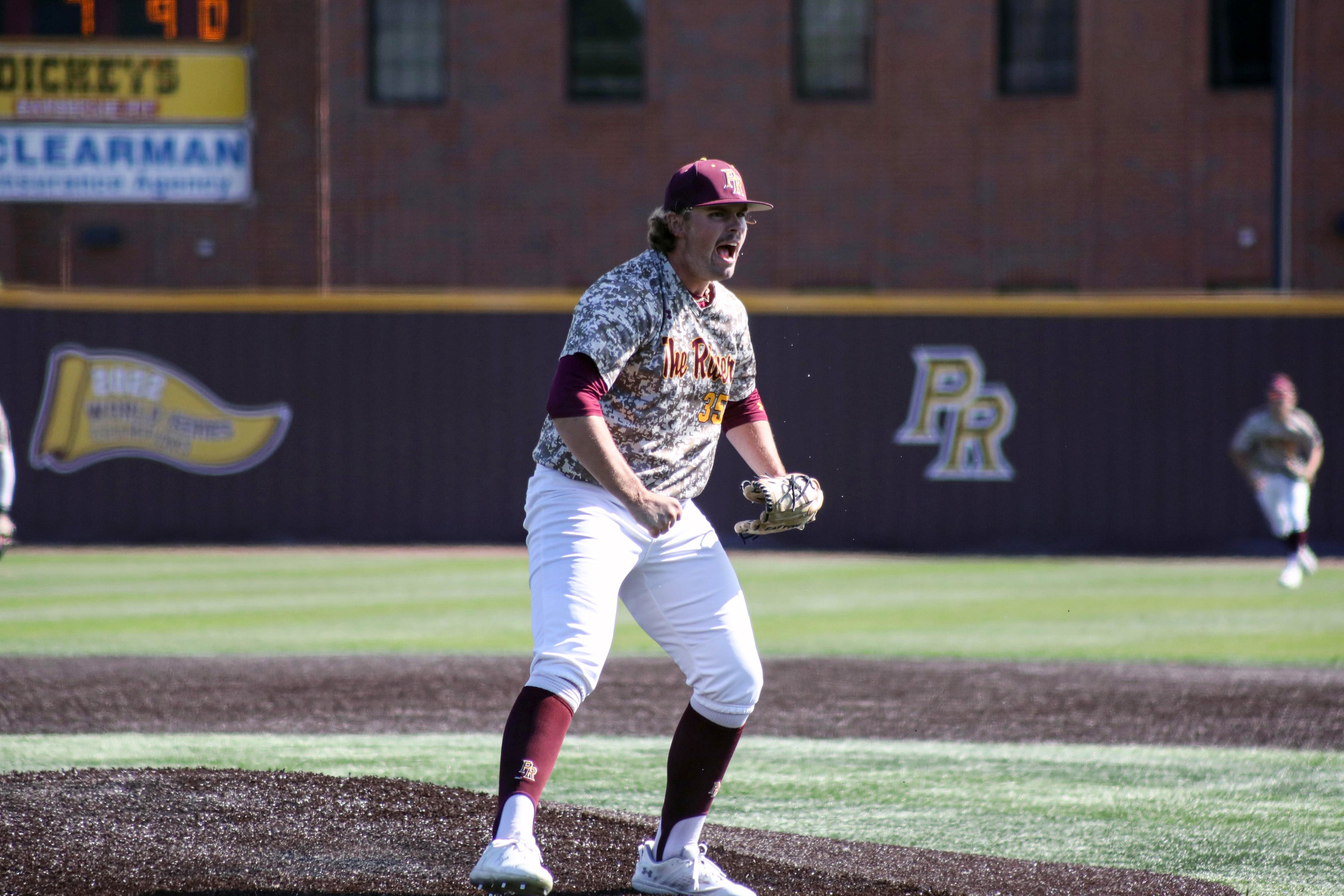 No. 2 Pearl River comes from behind twice to sweep No. 5 Meridian
