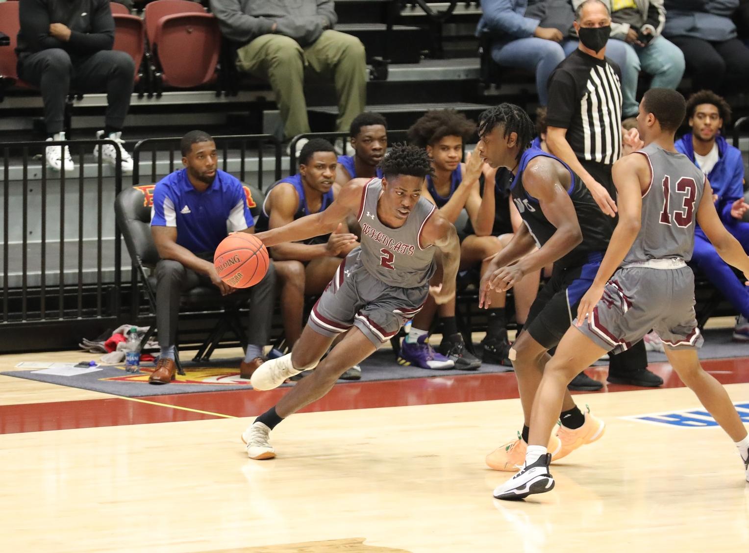 Pearl River men win 10th&nbsp;straight with upset of No. 7 East Mississippi