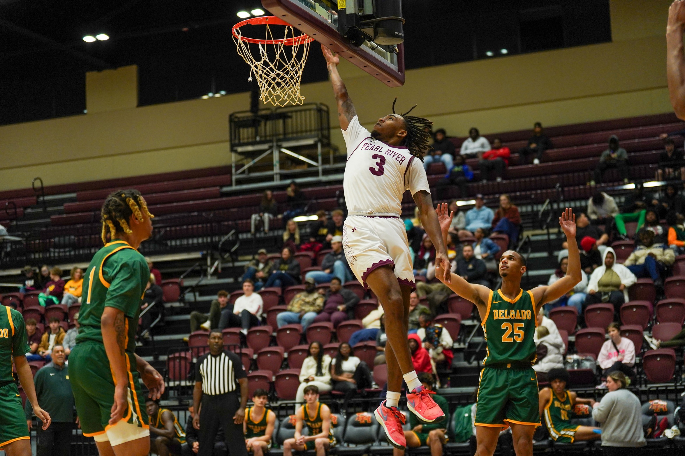 Smothering defense pushes Pearl River men past Coahoma
