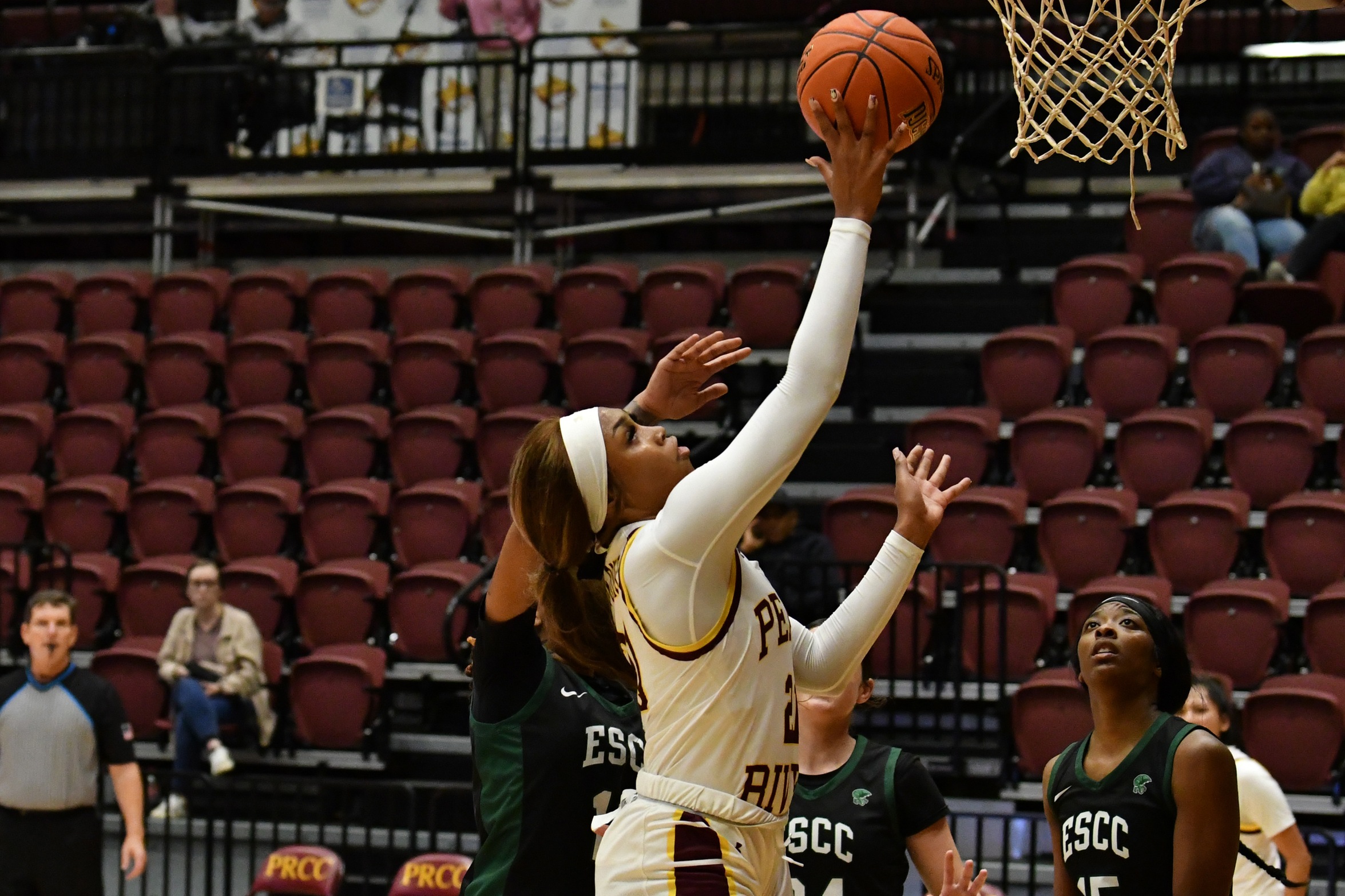 No. 19 Pearl River pulls away late against Calhoun