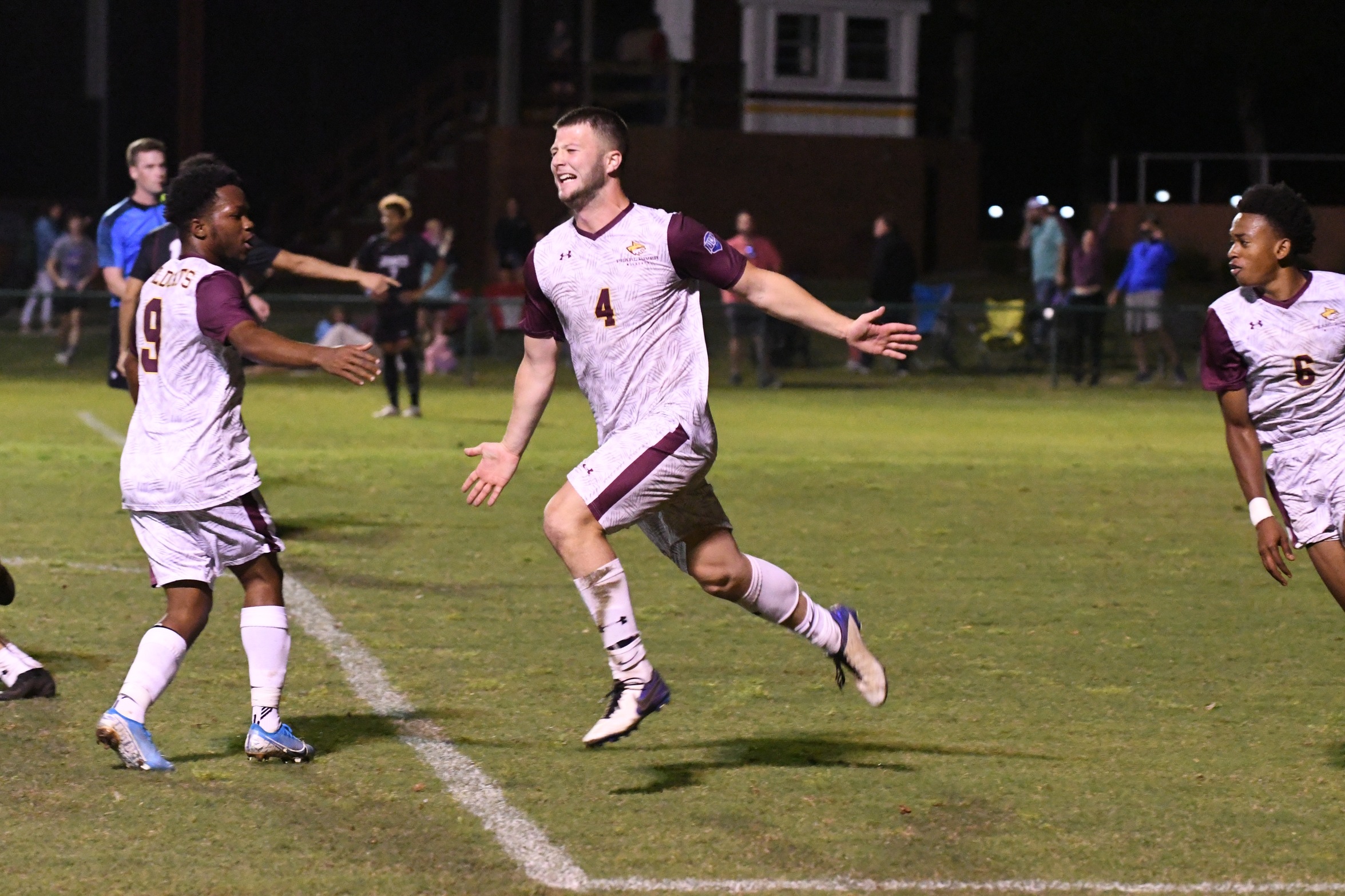 No. 10 Pearl River continues hot start in victory at Copiah-Lincoln