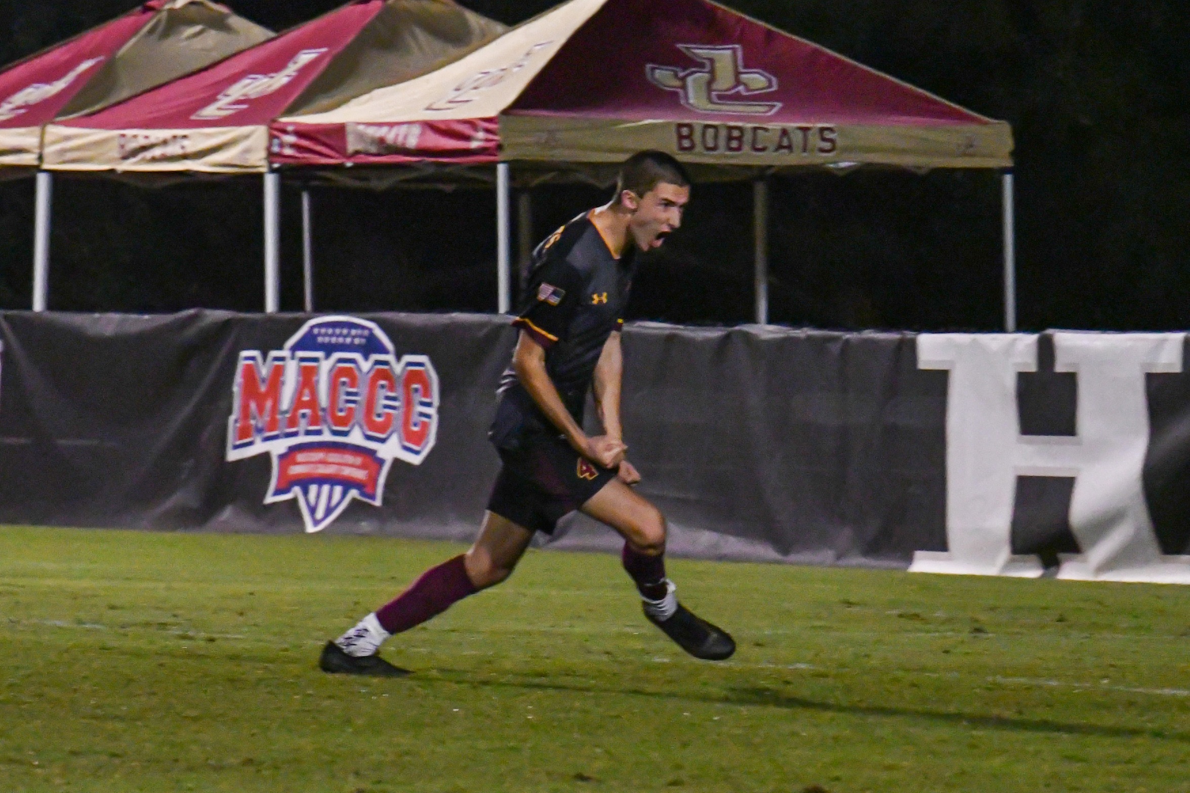 Hometown kid sends No. 10 Pearl River to Gulf South District Championship