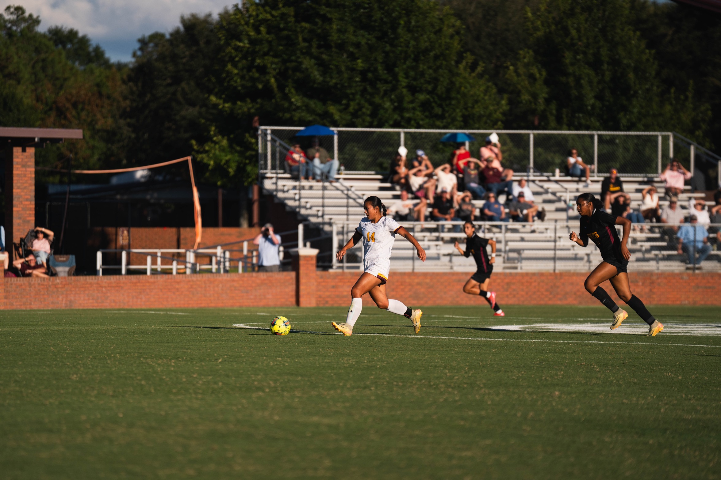 No. 14 Pearl River rolls past East Mississippi