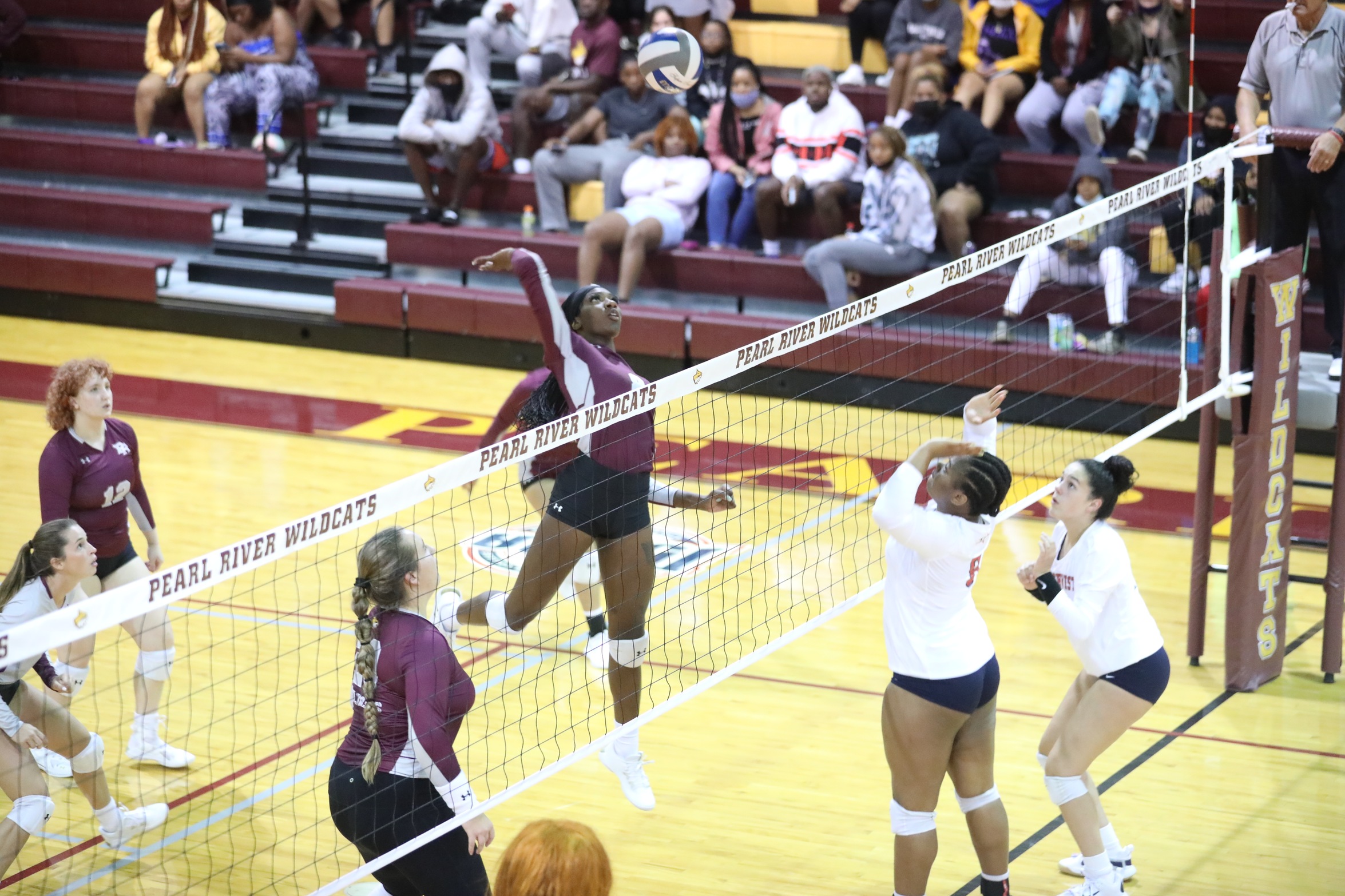 Pearl River volleyball splits doubleheader&nbsp;